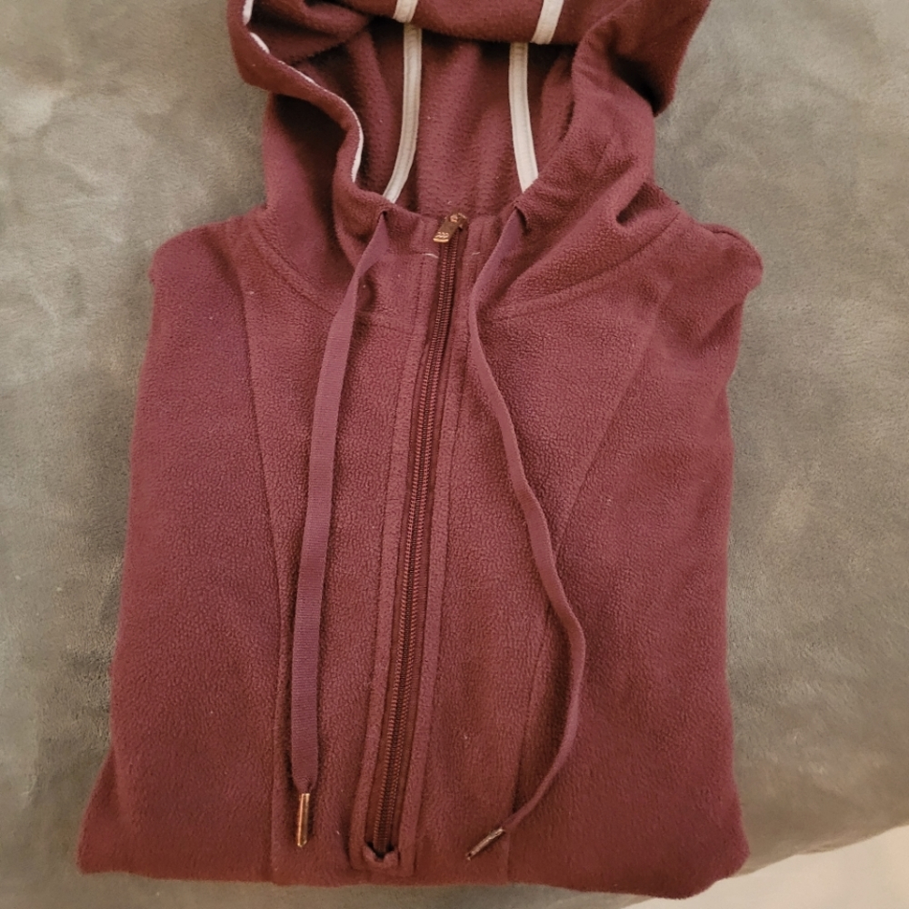 Sport half zip hoodie.
